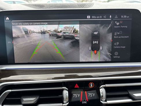 Used 2021 BMW X5 xDrive40i w/ Premium Package image 26