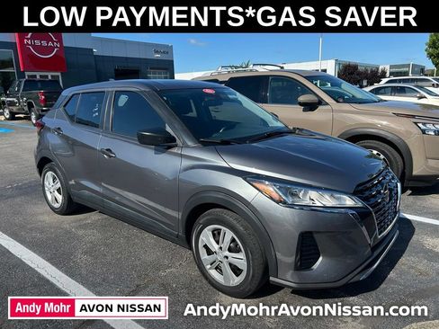 Used 2021 Nissan Kicks S FWD image 1