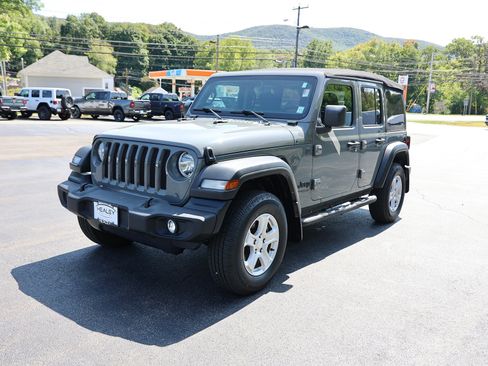 Used 2022 Jeep Wrangler Unlimited Sport image 13