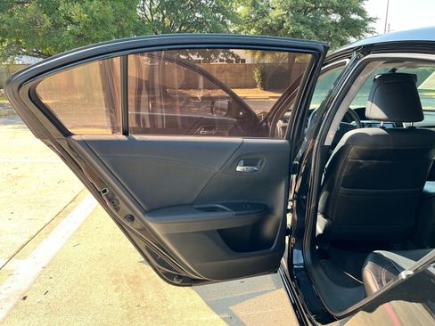 Used 2016 Honda Accord EX-L image 21