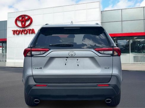 Certified 2025 Toyota RAV4 XLE FWD image 6