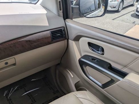 Used 2015 Nissan Armada SL AWD/4WD image 20