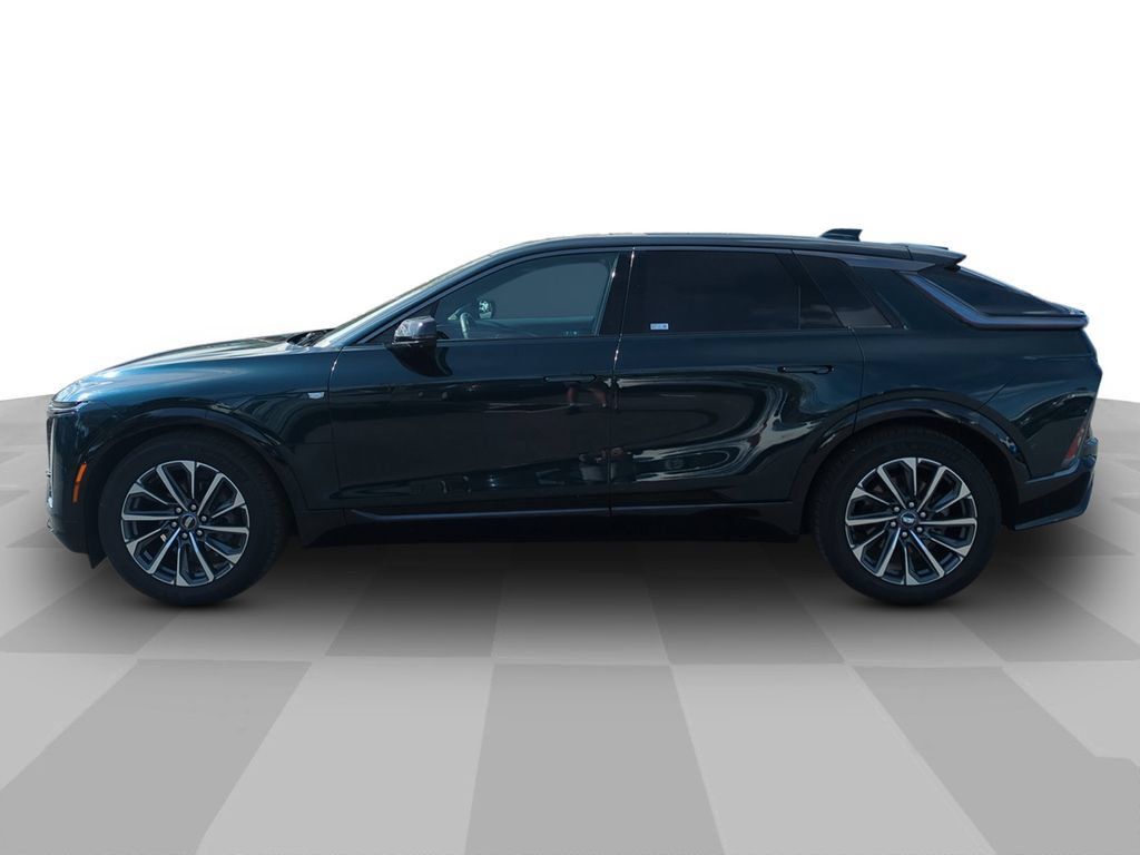 Used 2024 Cadillac Lyriq Sport RWD image 3