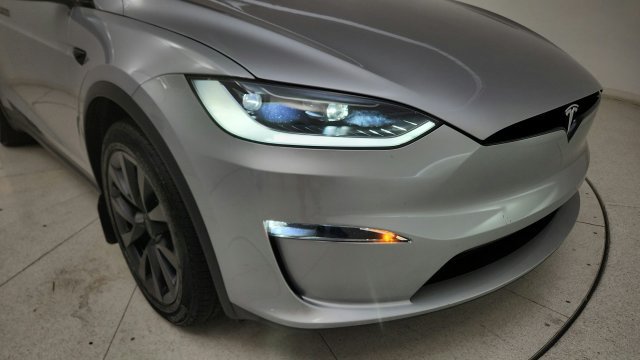 Used 2024 Tesla Model X AWD/4WD image 38
