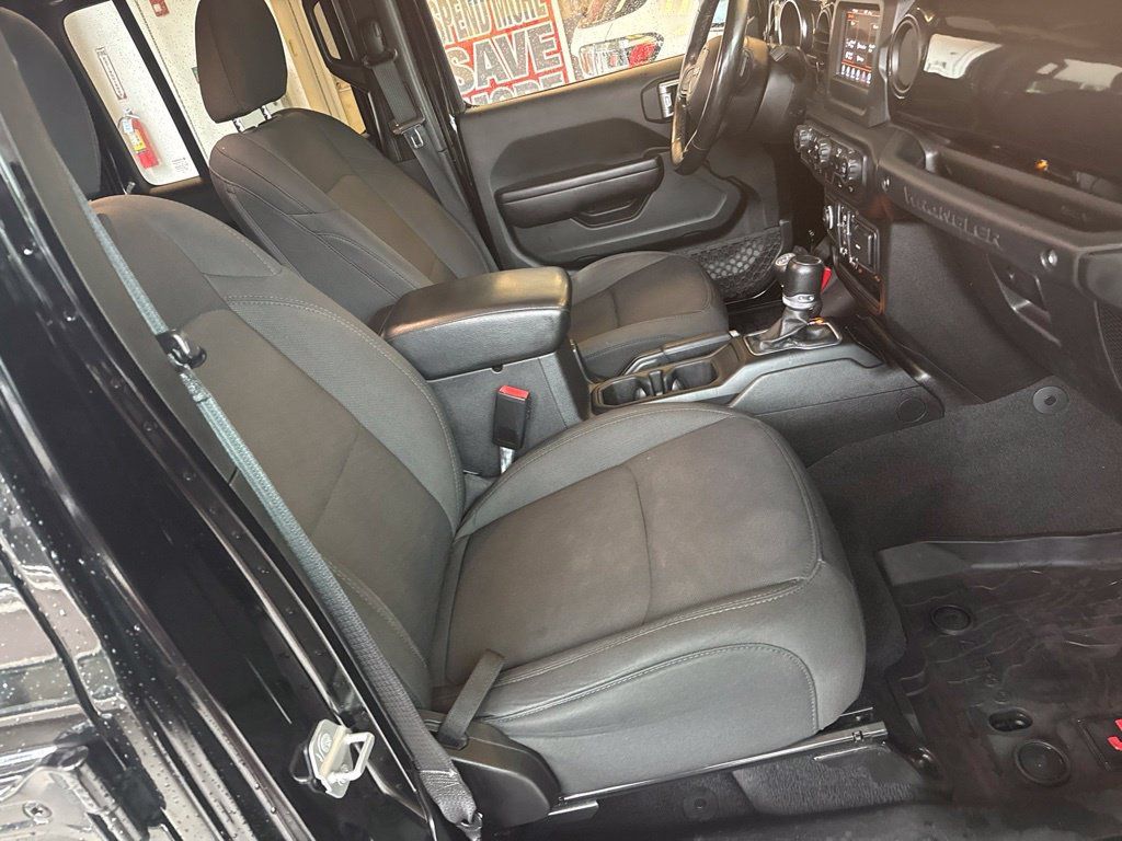 Used 2021 Jeep Wrangler Unlimited Sport AWD/4WD image 20