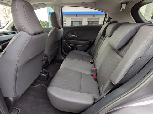 Certified 2021 Honda HR-V EX image 17