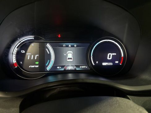 Used 2019 Kia Niro EX image 15