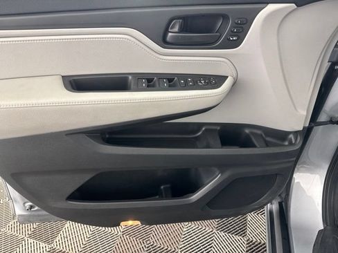 Used 2019 Honda Odyssey EX-L image 23