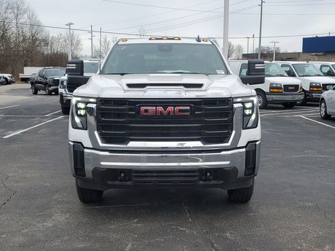 New 2025 GMC Sierra 3500 Pro w/ Convenience Package image 2