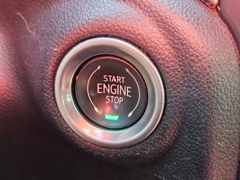 Used 2022 GMC Sierra 2500 AT4 w/ Gooseneck/5TH Wheel Package image 15