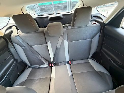 Used 2013 Ford Focus SE FWD image 29