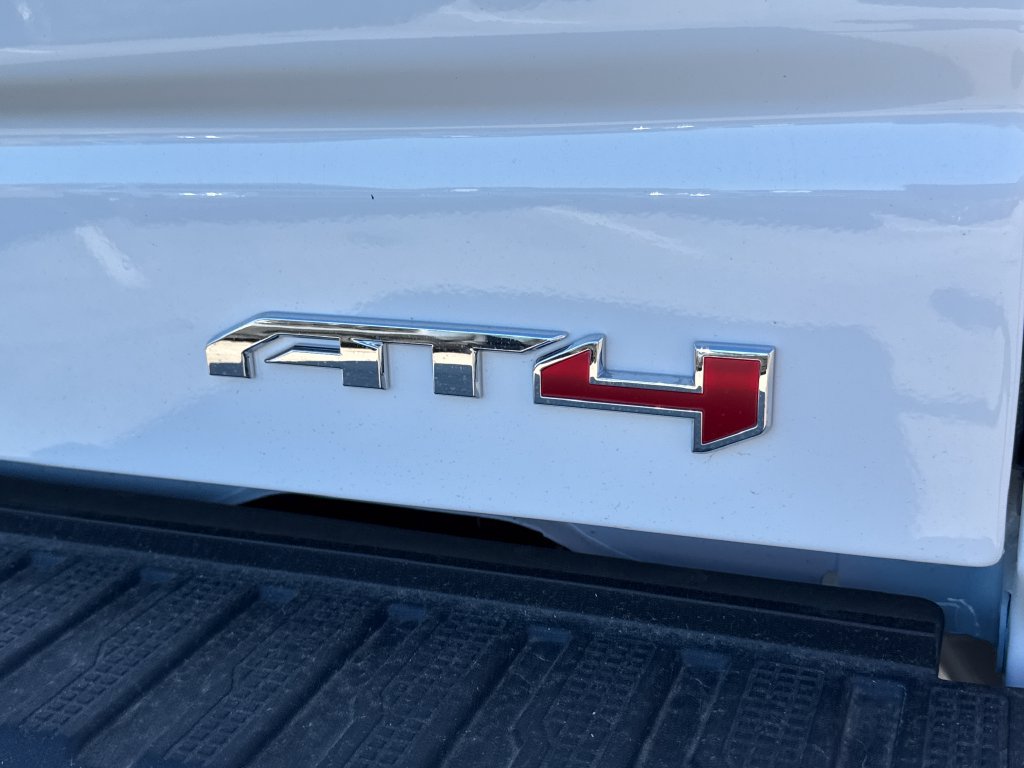 New 2026 GMC Sierra 1500 AT4 w/ Technology Package AWD/4WD image 6