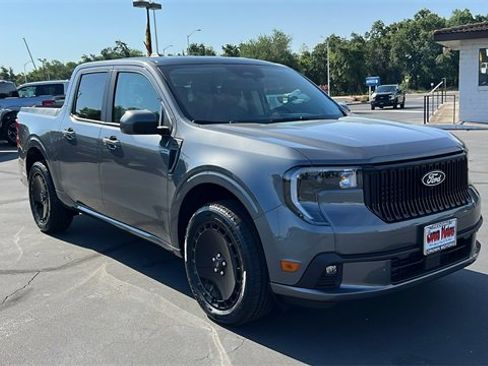 New 2025 Ford Maverick Lobo image 2