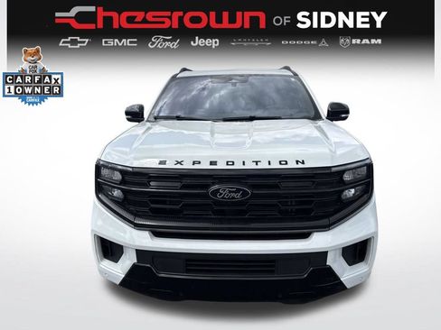 Used 2025 Ford Expedition Max Platinum w/ Stealth Performance Package AWD/4WD image 8