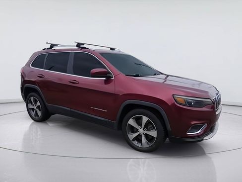 Used 2019 Jeep Cherokee Limited FWD image 2