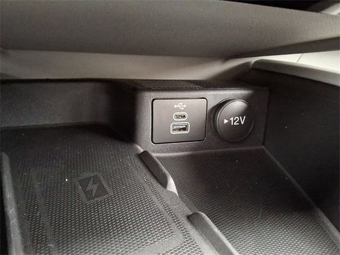 New 2026 Ford Escape SE w/ PHEV Premium Package image 15