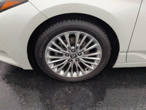 Used 2020 Toyota Avalon Limited w/ Advanced Safety Package FWD image 27