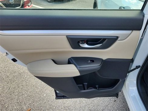 Used 2020 Honda CR-V LX image 11