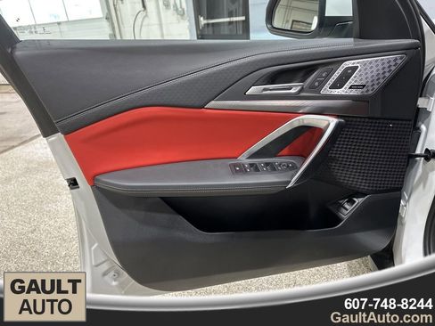 Certified 2025 BMW X2 xDrive28i image 12