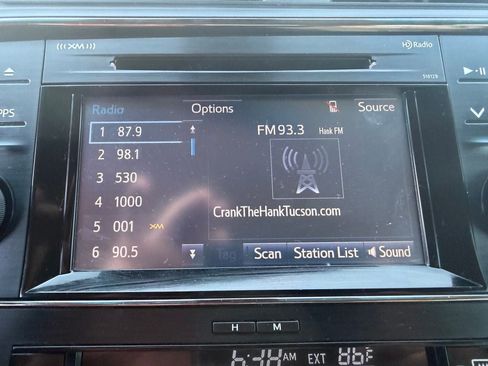 Used 2018 Toyota Avalon XLE w/ Carpet Mat Package FWD image 11