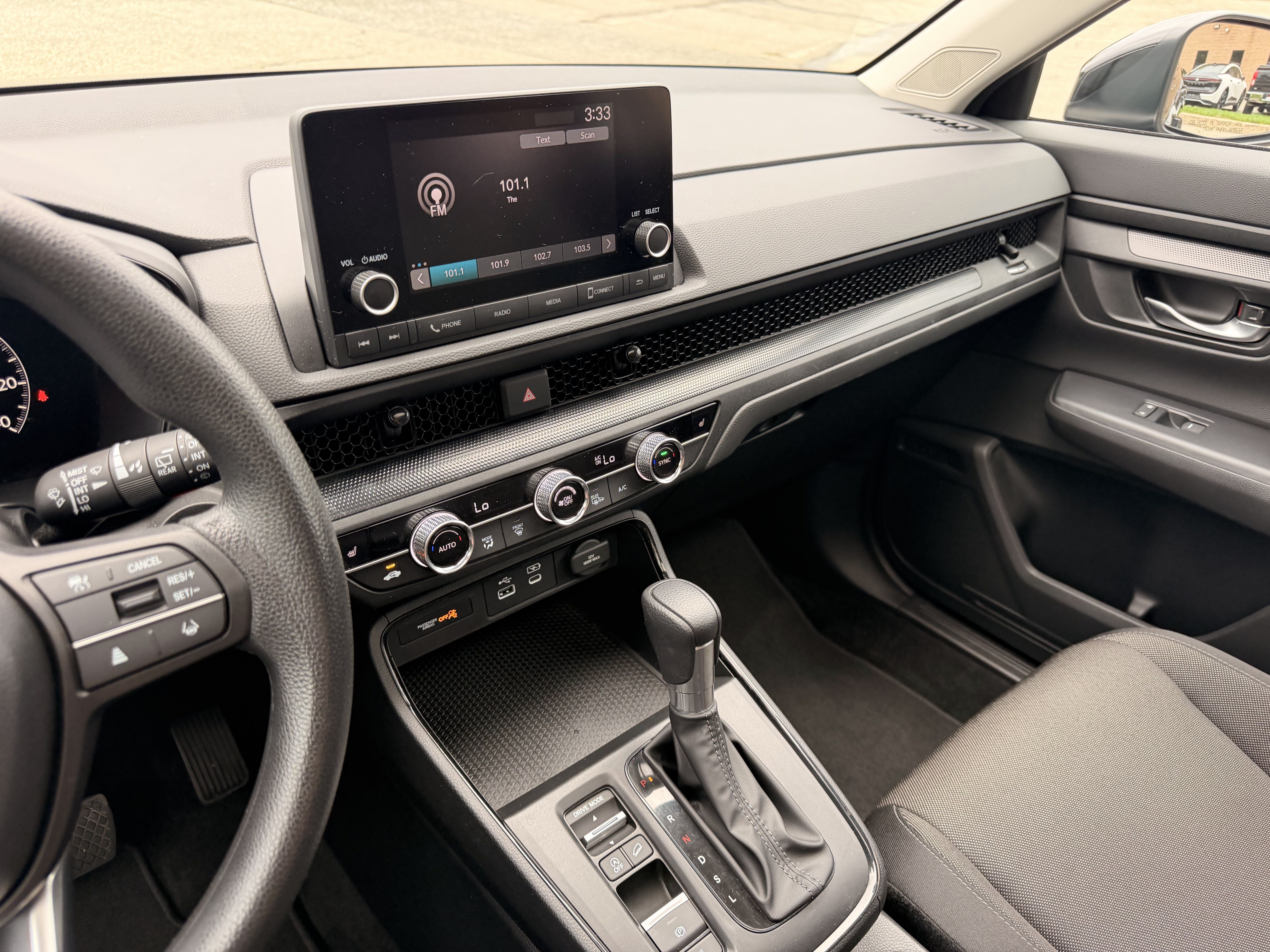 Used 2024 Honda CR-V EX image 17