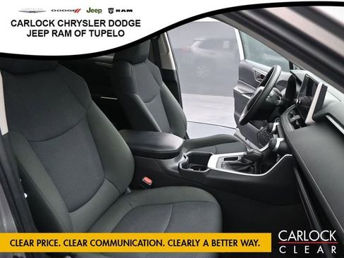 Used 2024 Toyota RAV4 LE image 37