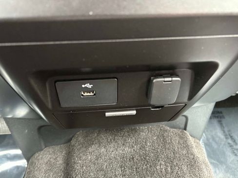Used 2018 Ford F150 XLT w/ Trailer Tow Package AWD/4WD image 31