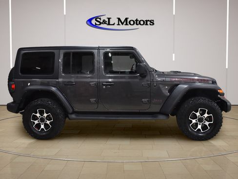 Used 2021 Jeep Wrangler Unlimited Rubicon w/ Uconnect 4C Nav & Sound Group AWD/4WD image 9