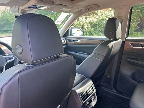 New 2026 Volkswagen Atlas SE FWD image 20