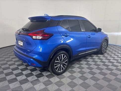 Used 2022 Nissan Kicks SR FWD image 26
