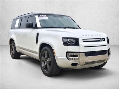 Used 2023 Land Rover Defender 130 SE AWD/4WD image 3