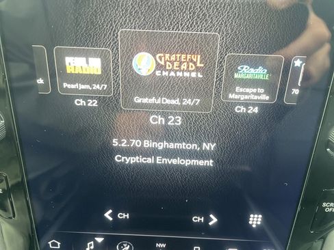 Used 2024 RAM 2500 Laramie w/ Night Edition image 14