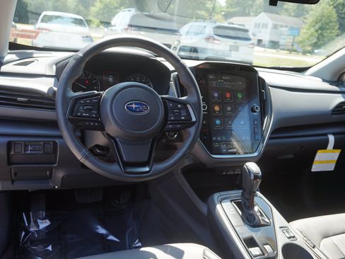 Used 2026 Subaru Crosstrek 2.5i Limited AWD/4WD image 15