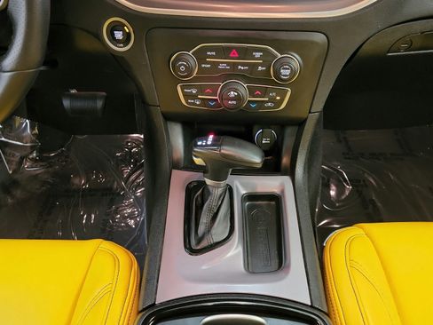 Used 2022 Dodge Charger R/T w/ Blacktop Package RWD image 23