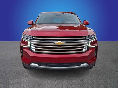 Used 2024 Chevrolet Tahoe High Country AWD/4WD image 2