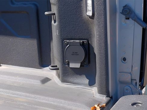 New 2025 GMC Sierra 2500 AT4 w/ AT4 Premium Plus Package image 30