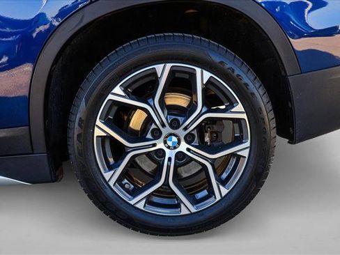 Used 2020 BMW X1 sDrive28i image 9