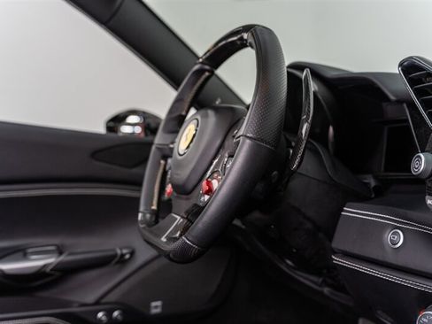 Used 2017 Ferrari 488 Spider RWD image 71