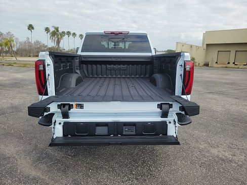 New 2026 GMC Sierra 2500 Denali Ultimate image 7