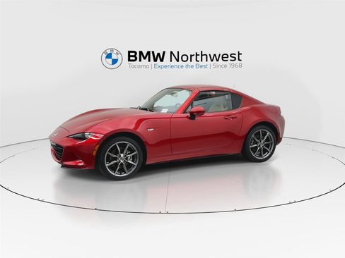 Used 2017 MAZDA MX-5 Miata RF Grand Touring image 10