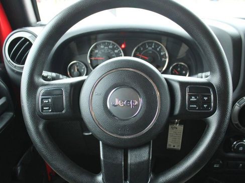 Used 2015 Jeep Wrangler Sport image 14