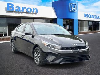 Used 2023 Kia Forte LXS FWD video 1
