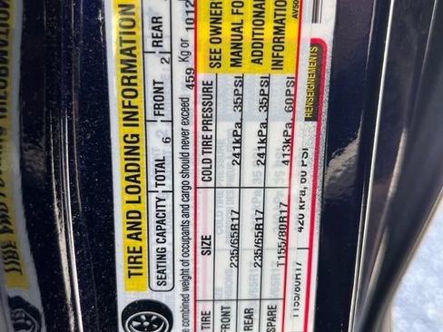 Used 2021 Toyota Sienna XLE w/ XLE Plus Package FWD image 28
