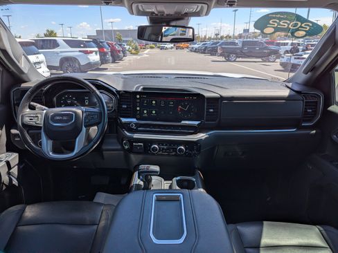 Certified 2022 GMC Sierra 1500 SLT w/ SLT Premium Package AWD/4WD image 29