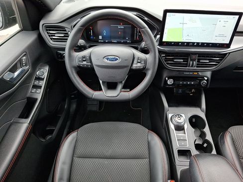 Certified 2023 Ford Escape ST-Line w/ Tech Pack #1 AWD/4WD image 16