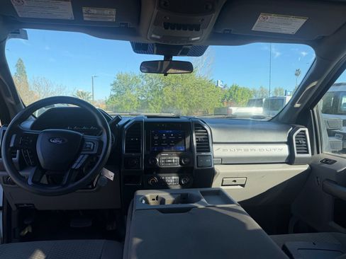 Certified 2021 Ford F550 XLT image 11