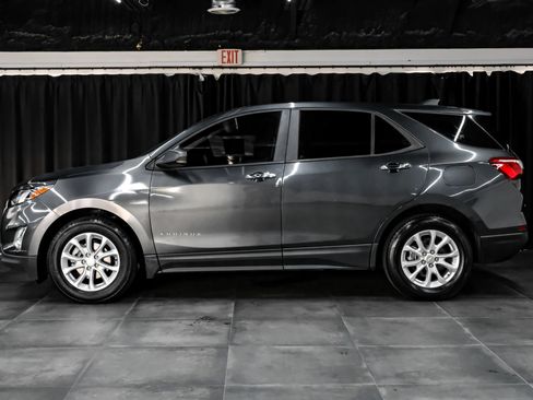 Used 2020 Chevrolet Equinox LS w/ LPO, Floor Liner Package FWD image 11
