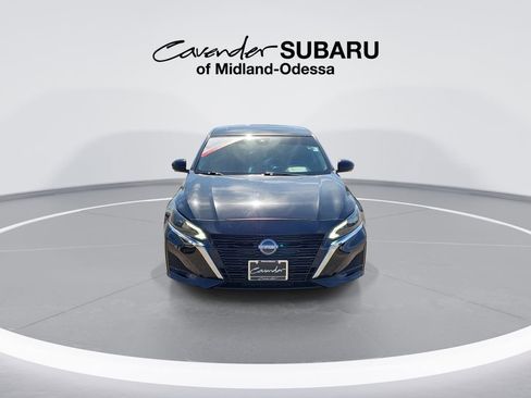 Used 2023 Nissan Altima 2.5 SL image 3