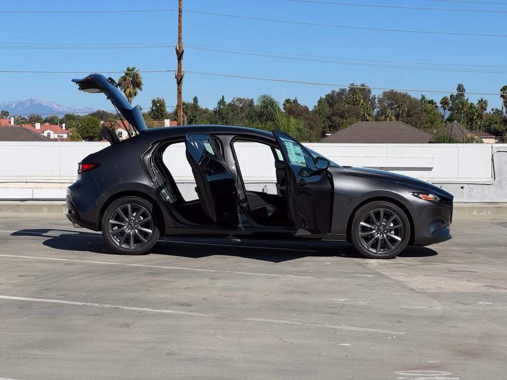 New 2026 MAZDA MAZDA3 s FWD image 32