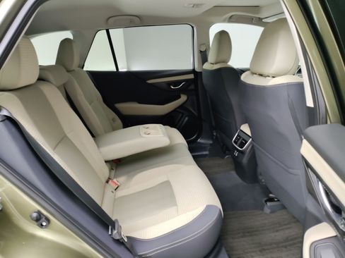 Used 2025 Subaru Outback Premium image 32